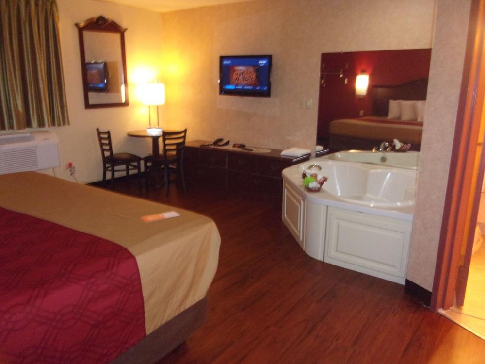 อีโคโน ลอดจ์ Hotel เคนท์ ภายนอก รูปภาพ